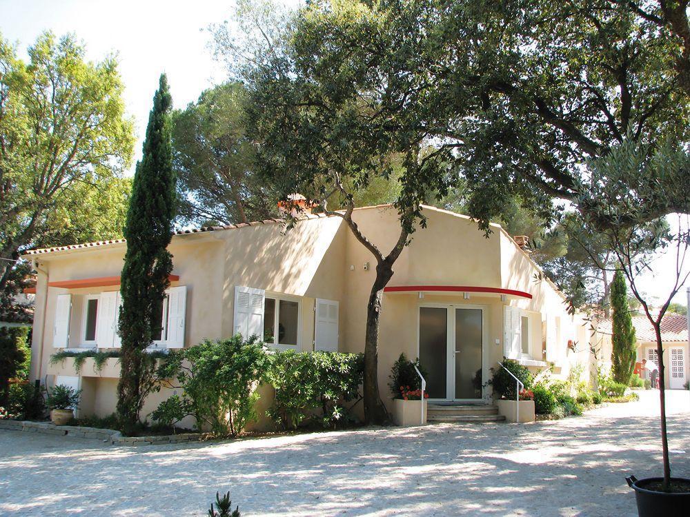 Athena Motel Saint Aygulf Ngoại thất bức ảnh